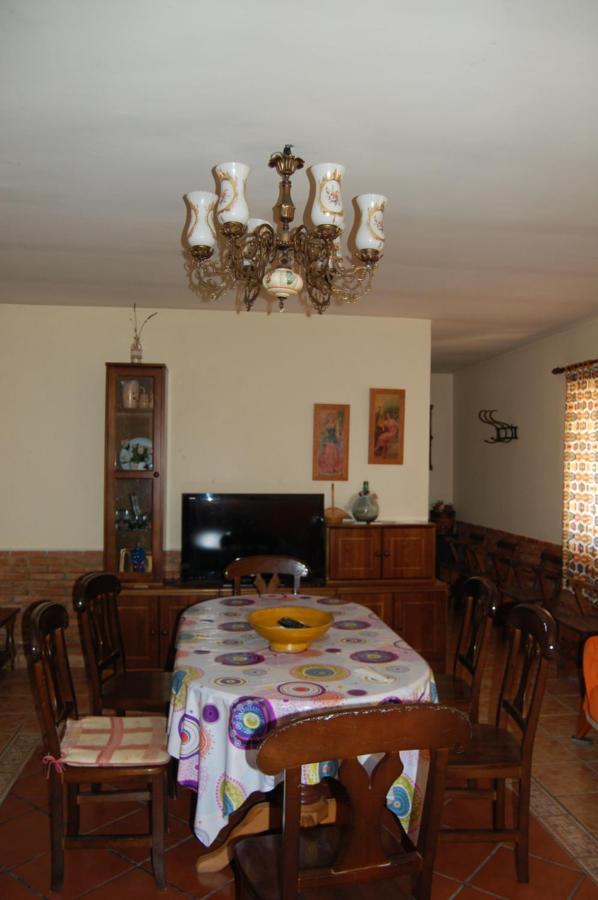 Casa Rural Consuelo Хумиля Екстериор снимка